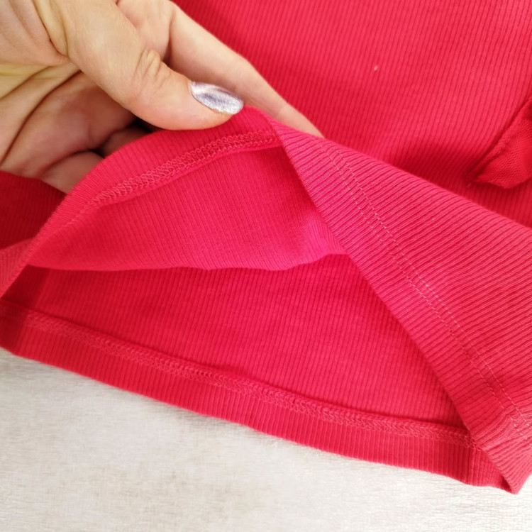 تاپ کبریتی قرمز