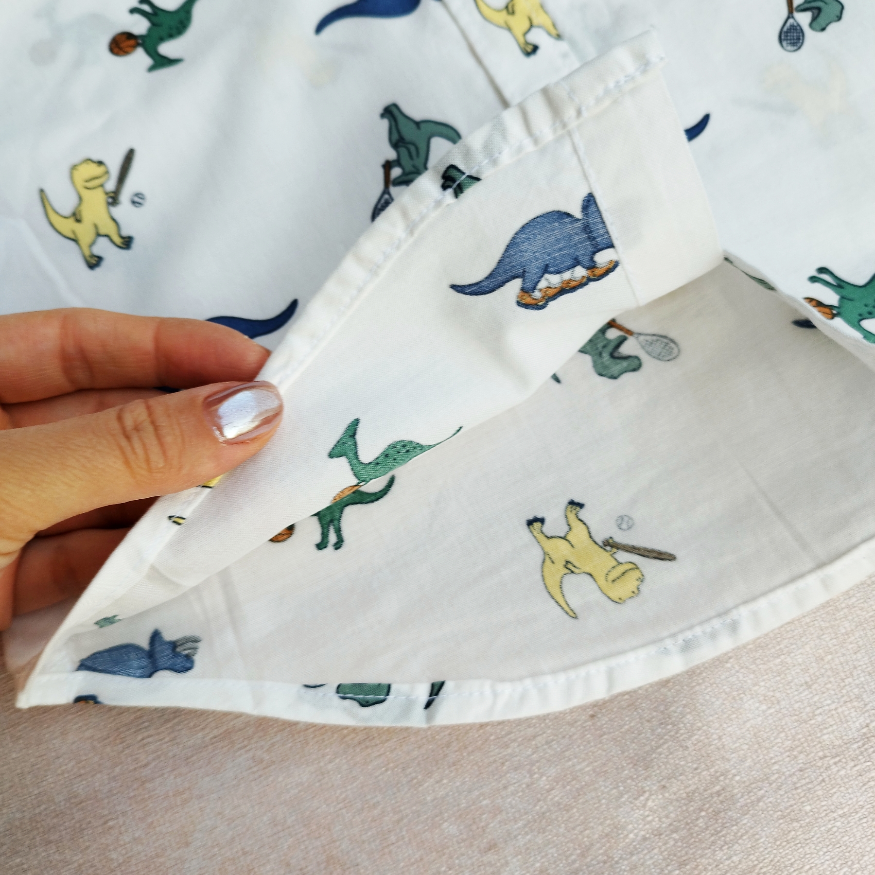 پیراهن دایناسوری