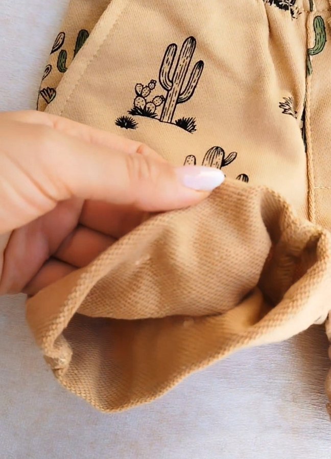 جنس پارچه نخی و خنک