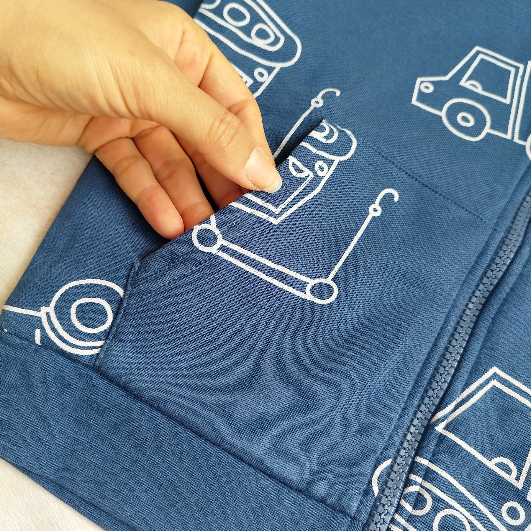 سوییشرت پسرانه طرح تراکتور